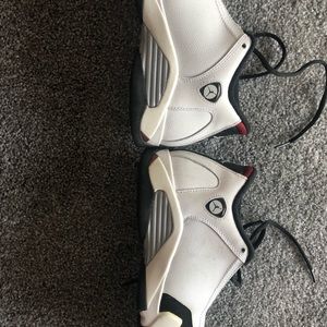 Air Jordan 13 retro 5.5gradescholl/7.5 women